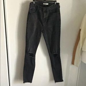 PacSun Women’s High Rise Distressed Ripped Black Denim Jegging 5-Pocket Jean